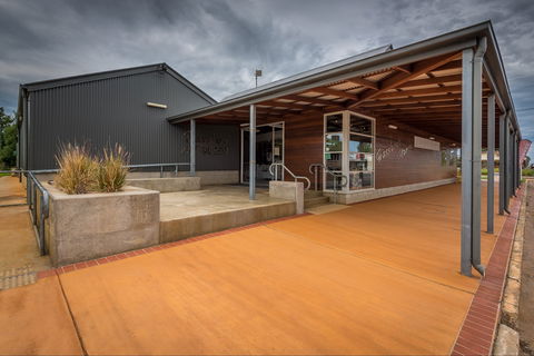 Grassland Art Gallery - Attractions Melbourne 2
