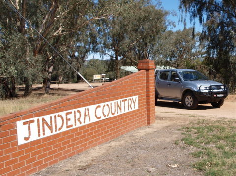 Jindera Country Golf Club - Attractions Melbourne 0