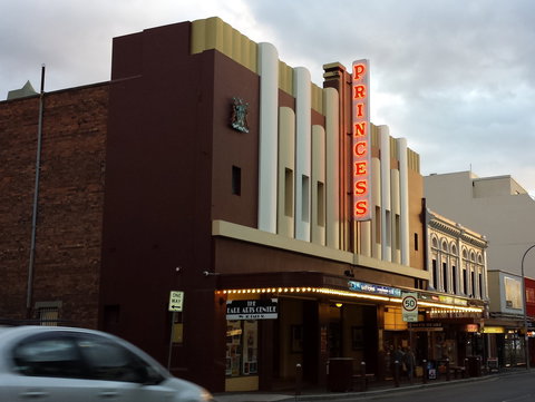 Princess Theatre & Earl Arts Centre - Attractions Melbourne 0