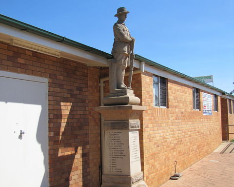 Westbrook War Memorial - Attractions Melbourne 0
