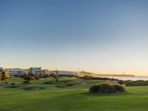 Wollongong Golf Club - Attractions Melbourne 0