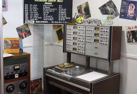 Australian Country Music Hall Of Fame - Attractions Melbourne 2