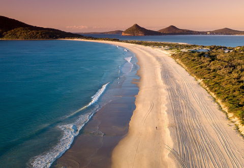 Bennetts Beach - Attractions Melbourne 0