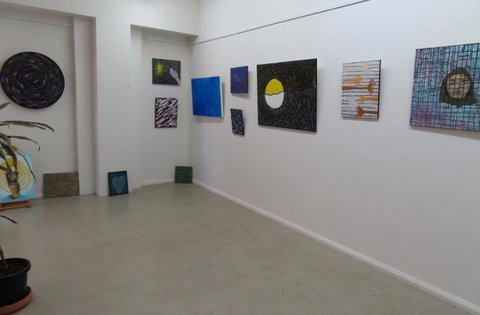 Dragonfly Community Gallery - Attractions Melbourne 0
