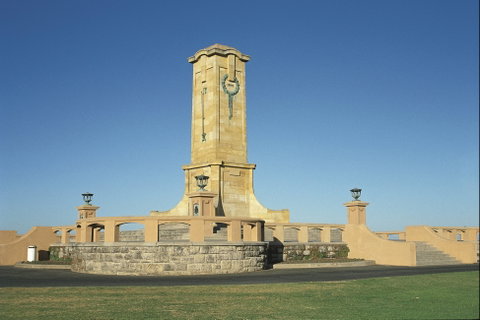 Fremantle War Memorial - Attractions Melbourne 0