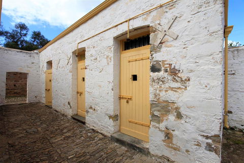 Police Lockup And Stables - Attractions Melbourne 0