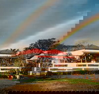 Stefani Hilltop Gallery - Attractions Melbourne