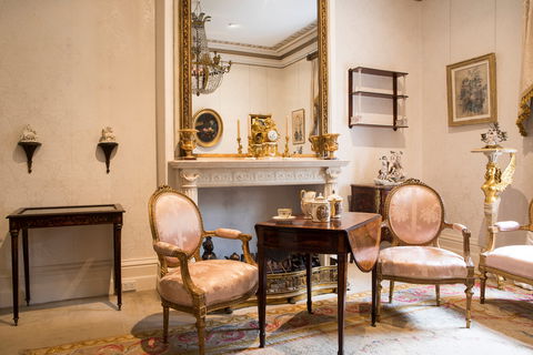 The Johnston Collection - Attractions Melbourne 1