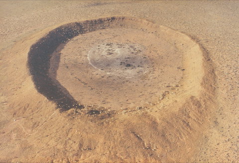 Wolfe Creek Crater National Park - Attractions Melbourne 0