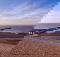 Altona Beach - Attractions Melbourne