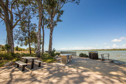 Dohles Rocks - Attractions Melbourne 1