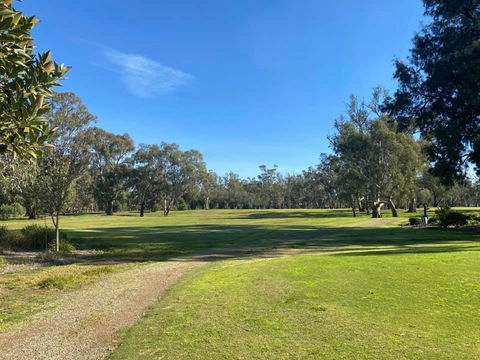 Echuca Back 9 Golf Course - Attractions Melbourne 2