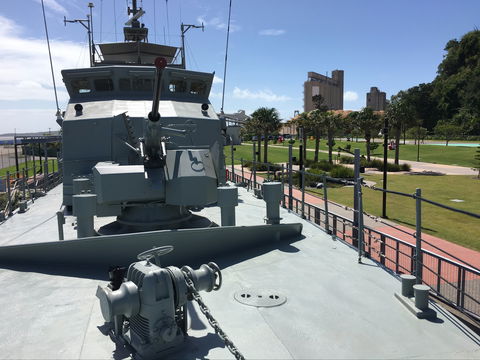 HMAS Gladstone - Attractions Melbourne 1