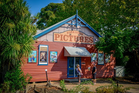 Huskisson Pictures - Attractions Melbourne 0