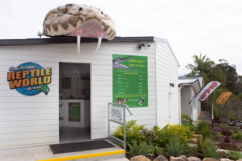 Steve McEwan's Reptile World - Attractions Melbourne 0