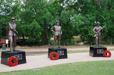 VC Memorial Park - Honouring Our Heroes - Attractions Melbourne 0