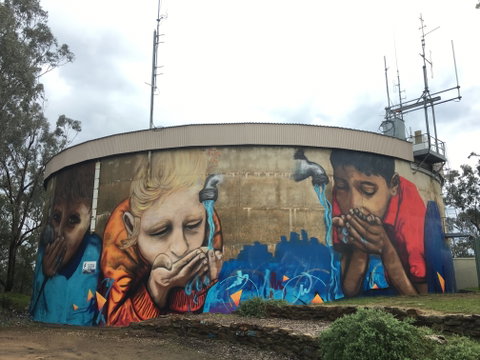 Willans Hill Water Tower Mural - Attractions Melbourne 0