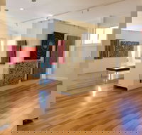 Yaama Ganu Gallery Moree - Attractions Melbourne