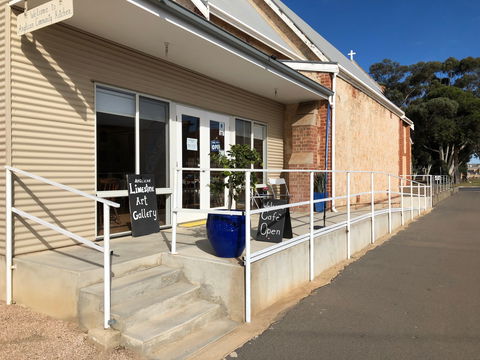 Anglican Community Cafe, Limestone Art Gallery & Cornish Garden - Attractions Melbourne 1