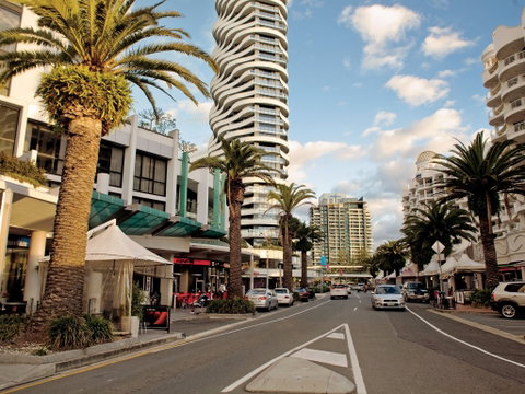 Broadbeach - Attractions Melbourne 1