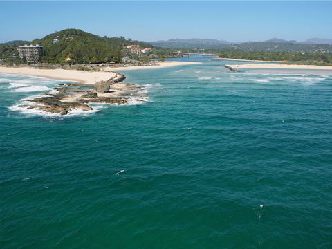 Currumbin Waters - Attractions Melbourne 2