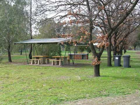 Gogeldrie Weir - Attractions Melbourne 0