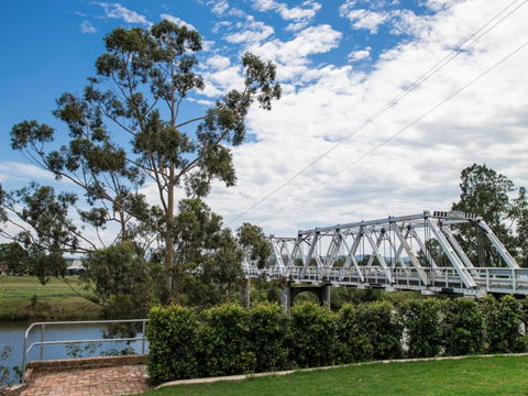 Illalaung Park - Attractions Melbourne 0