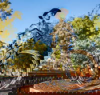 Laverton - Attractions Melbourne