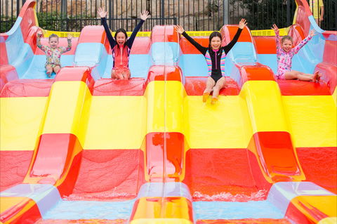 Raging Waters Sydney - Attractions Melbourne 1