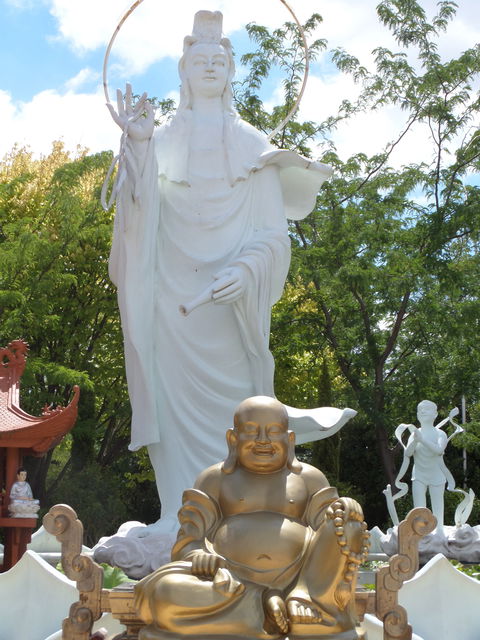 Sakyamuni Buddhist Centre/Van Hanh Monastery - Attractions Melbourne 2