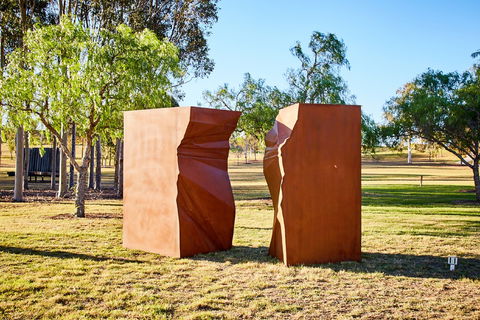 Sculpture Walk At WSU Campbelltown Campus - Attractions Melbourne 0