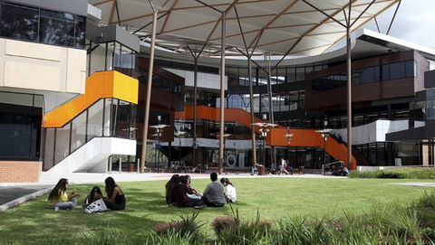 Sculpture Walk At WSU Campbelltown Campus - Attractions Melbourne 2