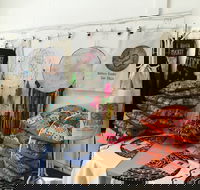 Sisters Under The Skin Local Art and Design Gallery Moree - Attractions Melbourne