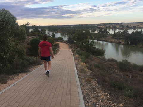 Waikerie Rotary Cliff Top Walk - Attractions Melbourne 0