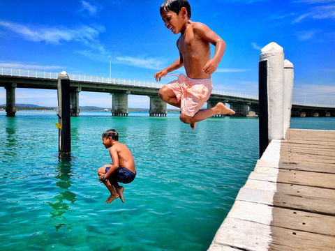 Wallis Lake - Attractions Melbourne 1