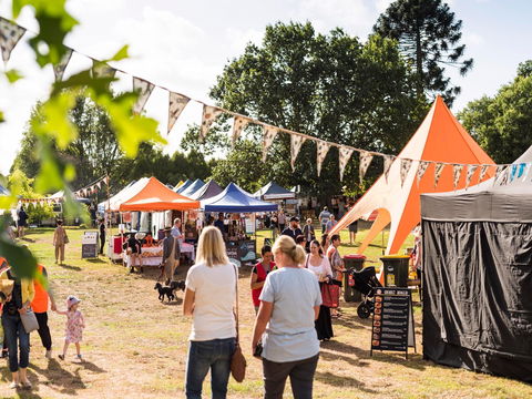 Warragul Farmers Market - Attractions Melbourne 0