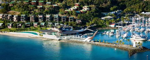 Hamilton Island Yacht Club - Attractions Melbourne 0