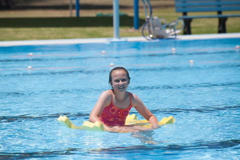 John Houston Memorial Pool: Olympic Pool Complex - Attractions Melbourne 1