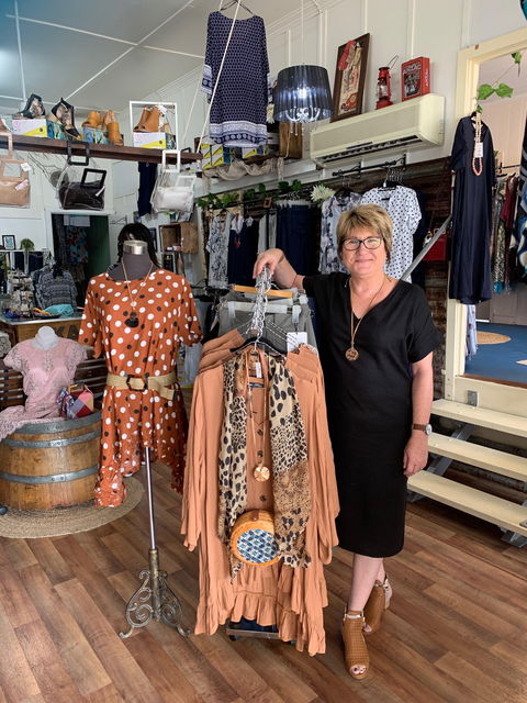 Kaysuelle Fashions - Attractions Melbourne 0