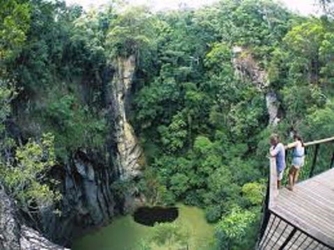 Mt Hypipamee - Attractions Melbourne 0
