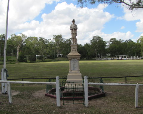 Apple Tree Creek War Memorial - Attractions Melbourne 0
