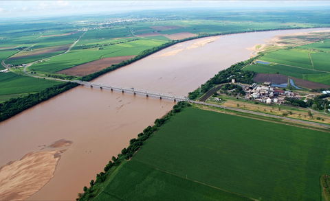 Ayr - Attractions Melbourne 1