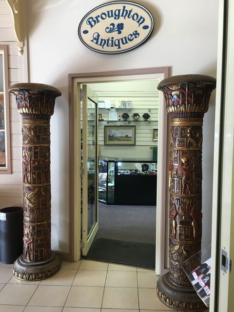 Broughton Antiques - Attractions Melbourne 1