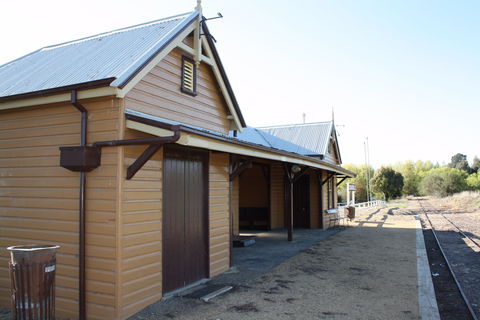 Crookwell Railway Station - Attractions Melbourne 2