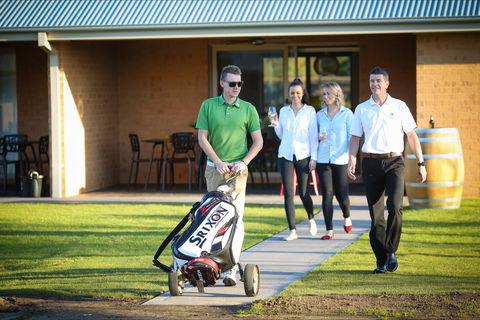 Howlong Golf Resort - Attractions Melbourne 1