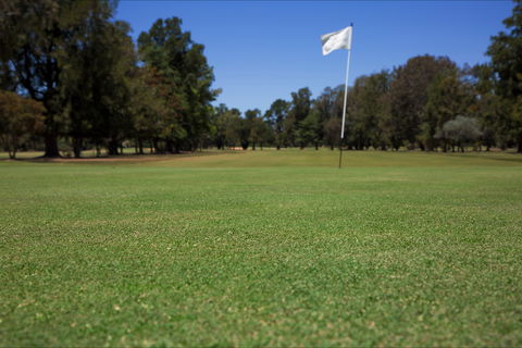 Howlong Golf Resort - Attractions Melbourne 2