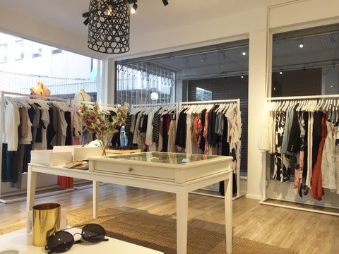Ivory Lane Boutique - Attractions Melbourne 2