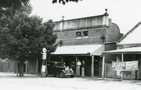 Jindera Heritage Walk - Attractions Melbourne 0