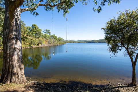Lake Cania - Attractions Melbourne 1