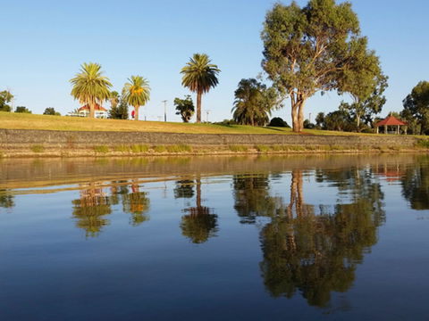 Lake Cargelligo - Attractions Melbourne 0